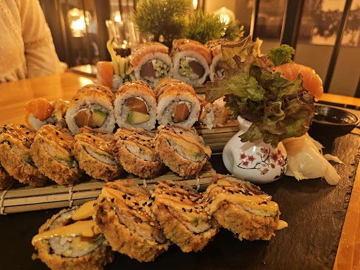 Vietnam Quan Asian Kitchen & Sushi photo 4
